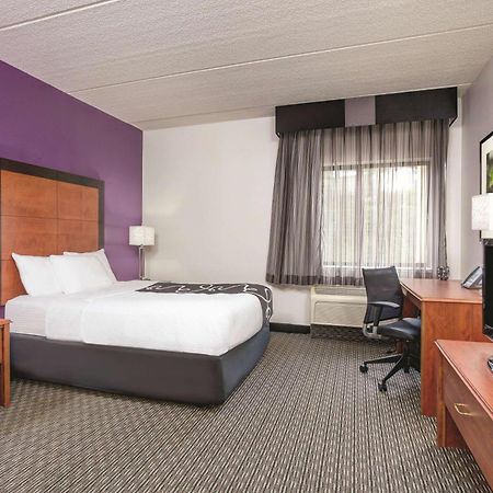 Готель La Quinta By Wyndham Atlanta Розвелл Екстер'єр фото
